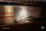 Beklemmende Historie: Eine originale Luftschutz-Hausapotheke im Bunker zeugt vom Überlebenskampf im Februar 1944.