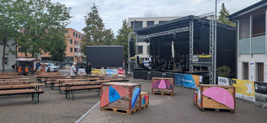 Drei Tage lang verwandelt sich Frick in eine Festbühne.